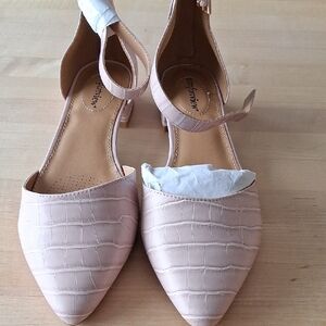 Women's Pink Croc-Embossed Flats